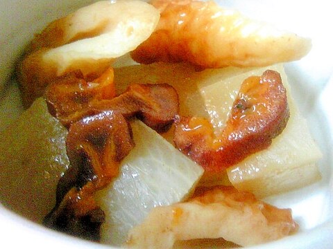 大根とちくわの煮物　干し柿で